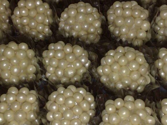 Brigadeiro de Limão com pérolas R$ 2,50